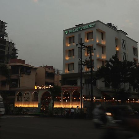 Vegas Residency Hotel Kalyan Bagian luar foto