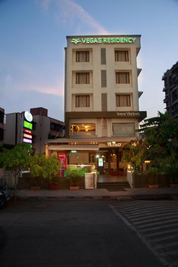 Vegas Residency Hotel Kalyan Bagian luar foto
