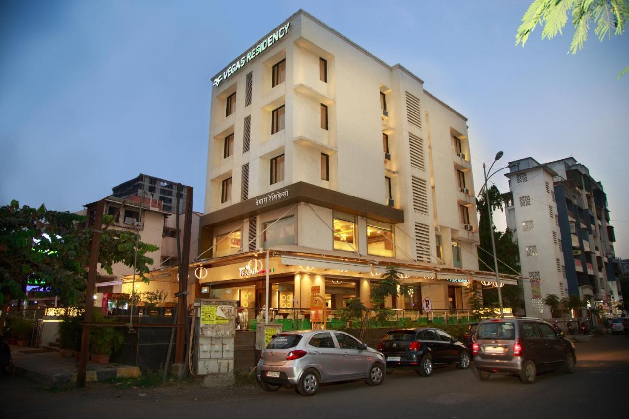 Vegas Residency Hotel Kalyan Bagian luar foto